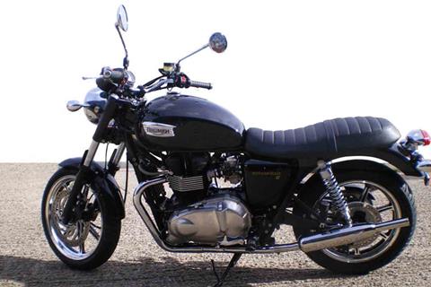 Norman Hyde silencers for new Triumph Bonnevilles