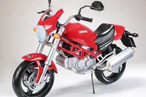 Ultimate xmas: Peg Perego Ducati Monster