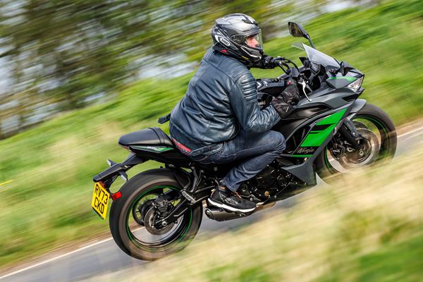 Ninja by name… Gareth’s back on a sportsbike, but does this 650 middleweight live up to its name?