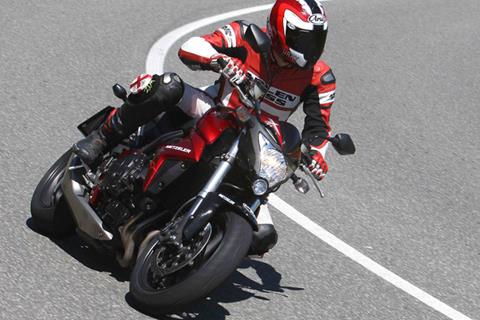 Metzeler Roadtec Interact Z8: first MCN test