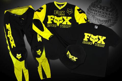 Win retro Fox kit