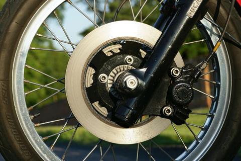 How to extract a seized front wheel spindle