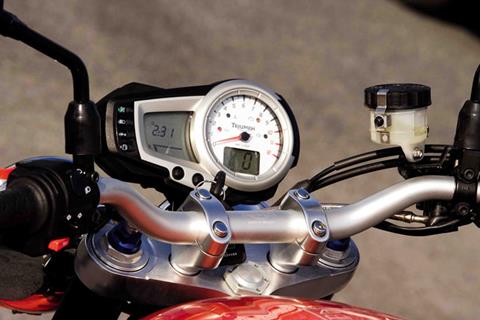 Triumph Speed Triple’s clocks have packed up 