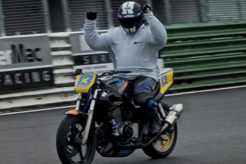 Brave biker completes lap of Mallory Park 13 years on from life changing racing accident