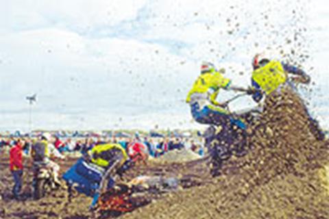 Walker finishes 13th in Weston Beach Race