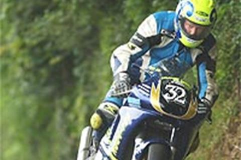 Crash kills top Irish racer Jess