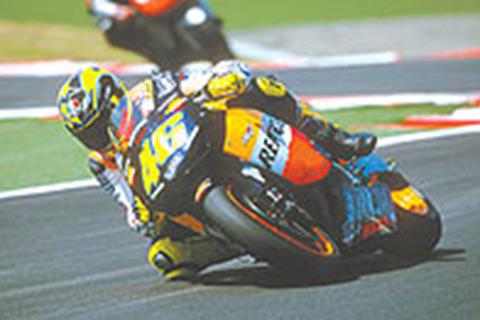 Rossi wins despite penalty