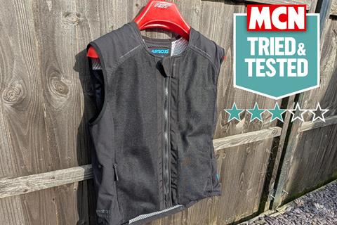 Tucano Urbano Airscud Flex review | Adds airbag tech to your existing jacket, but for a price