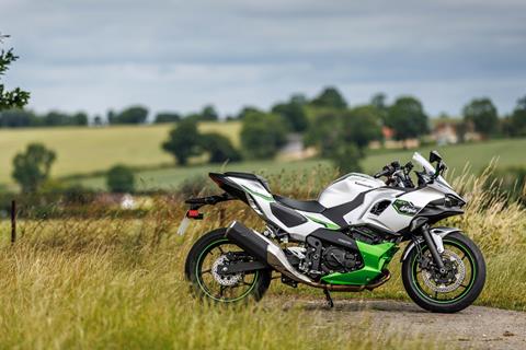 I'm not normally a huge fan of Kawasaki's Ninja styling, but this one's the ugly duckling