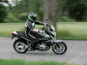 BMW R1200R (2006-2014) review