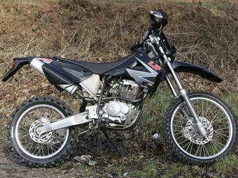 AJP PR4 ENDURO (2003-on) review