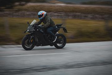 Austrian sportsbikes are back! KTM let us loose for a quick spin on their prototype 990RCR