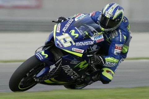 Gibernau on Spanish pole