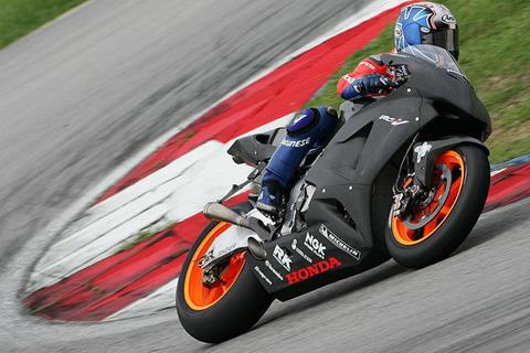 Pedrosa tops final day