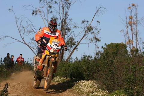 Caldecott dies on Dakar