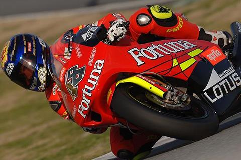 Lorenzo fastest in 250s