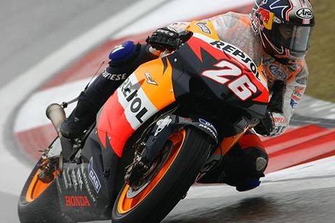 Pedrosa on pole