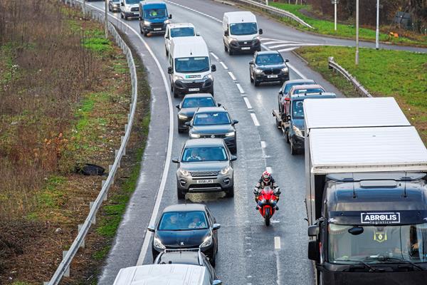 Winter is coming! Dan gets into the nitty gritty of CBR600RR commuting life as it gets colder