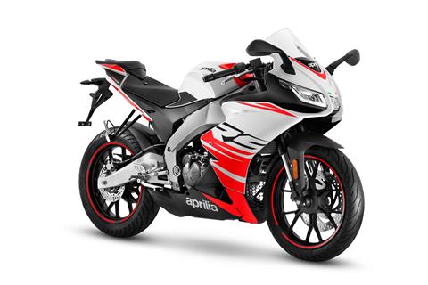 Aprilia refreshes their 125 range to bring the RS, Tuono, RX and SX through Euro5+