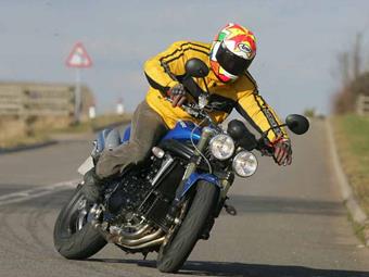 TRIUMPH SPEED TRIPLE 1050 (2005-2010) review