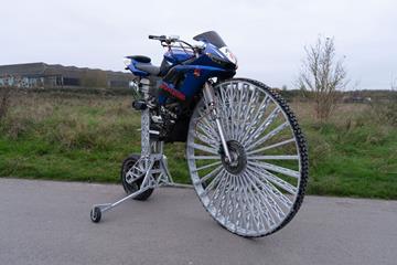 Meet the Super-Farthing | Swindon engineer turns scrap Yamaha R6 into steampunk penny farthing