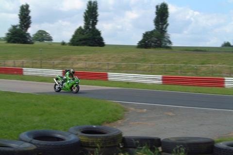 Hawk Kawasaki join reader for trackday