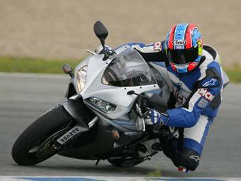 HONDA CBR1000RR FIREBLADE (2006-2007) review