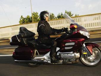 HONDA GL1800 GOLDWING (2001-on) review