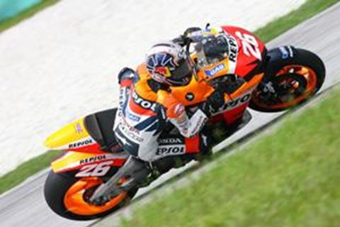 Pedrosa crashes