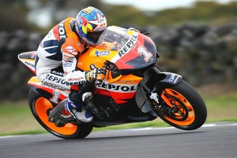 Hayden fastest in Oz