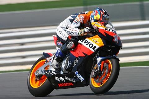 Hayden happier in Qatar 