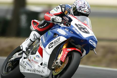 Martin to keep racing in WSB