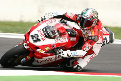 Bayliss goes quickest in qualifying one