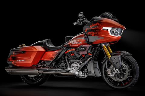 Harley-Davidson to build 131 special CVO Road Glide RR bagger models priced at $110,000 each