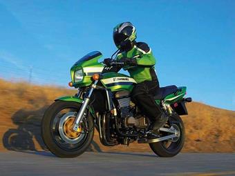 KAWASAKI ZRX1200 (2001-2007) review