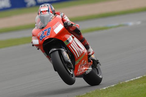 Dutch MotoGP: Casey Stoner beats Valentino Rossi as Assen MotoGP gets underway