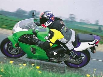 KAWASAKI ZX-7R (1996-2003) review