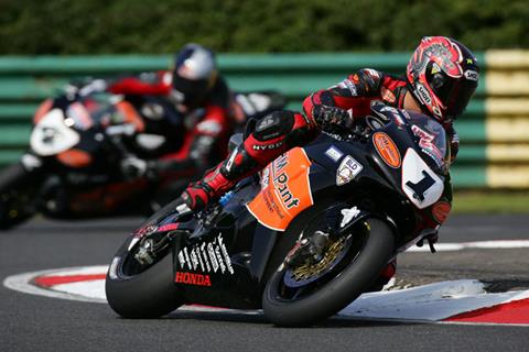 Croft British Superbikes: Kiyo wins race 1