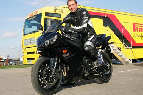 British Superbikes: Superstock leader Glen Richards aims to switch to Supersport for 2008