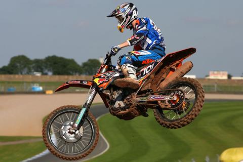 Donington Park MX1 and MX2: Tommy Searle sizzles Donington crowd for MX success