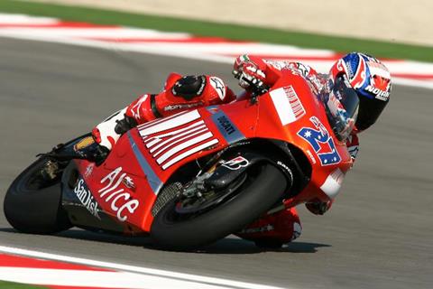 Misano MotoGP: Casey Stoner wins as Valentino Rossi retires