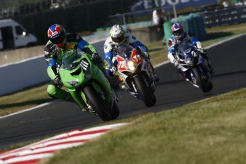 Suzuki make their presence felt at QMMF Endurance FIM World Championship