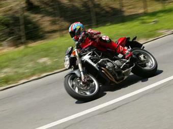 MV-AGUSTA BRUTALE 750 (2001-2006) review