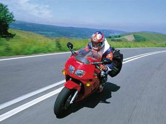 HONDA VFR750 (1995-1998) review