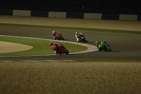 Toseland gives thumbs up to Qatar night race for 08