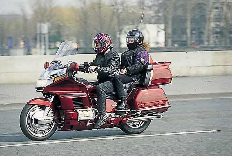 HONDA GL1500 GOLDWING 1998 2000 Motorcycle Review