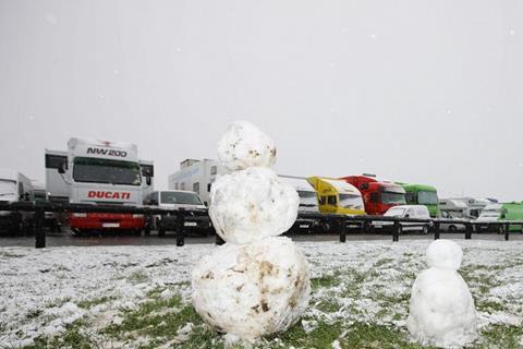 Snetterton BSB test hit by bad weather