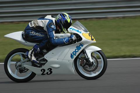 Snetterton BSB pictures by teenage fan