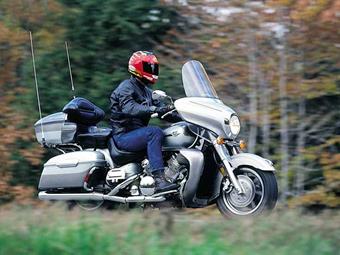 YAMAHA XVZ1300 ROYAL STAR (1996-2001) review