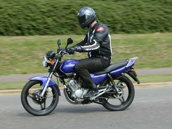 YAMAHA YBR125 (2005-2016) review